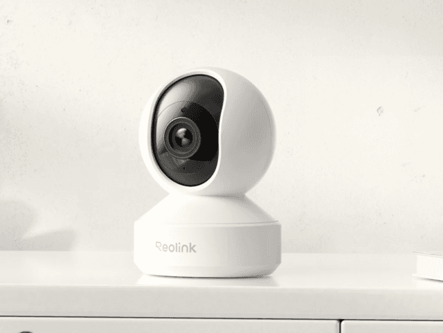 Reolink E SERIES E340 8MP IR12m Cameră de supraveghere Wi-Fi, Detectie miscare/oameni/animale/plans, Audio bidirecțional, Instalare ușoară și flexibilă, pana la 512GB SD card