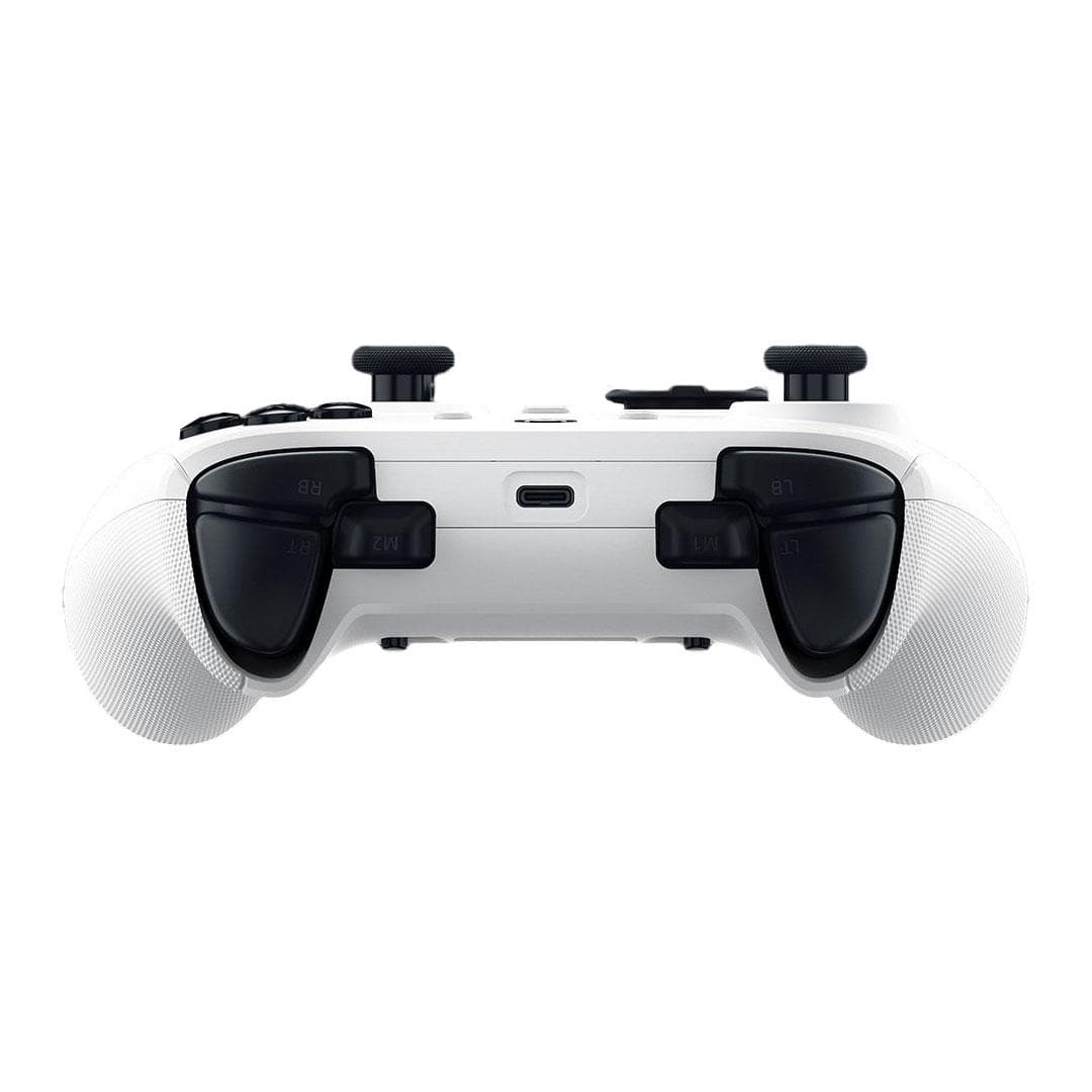 Controller Razer Wolverine V3 Pro, conectivitate Razer Hyperspeed Wireless, compatibil cu Xbox & PC, butoane de actiune mecanice Razer Mecha Tactile, butoane analogice Anti-drift Hall, durata de viata baterie pana la 20 de ore,  polling rate 1000 mhz pentru PC, lungime cablu 3m, interfata USB-C la