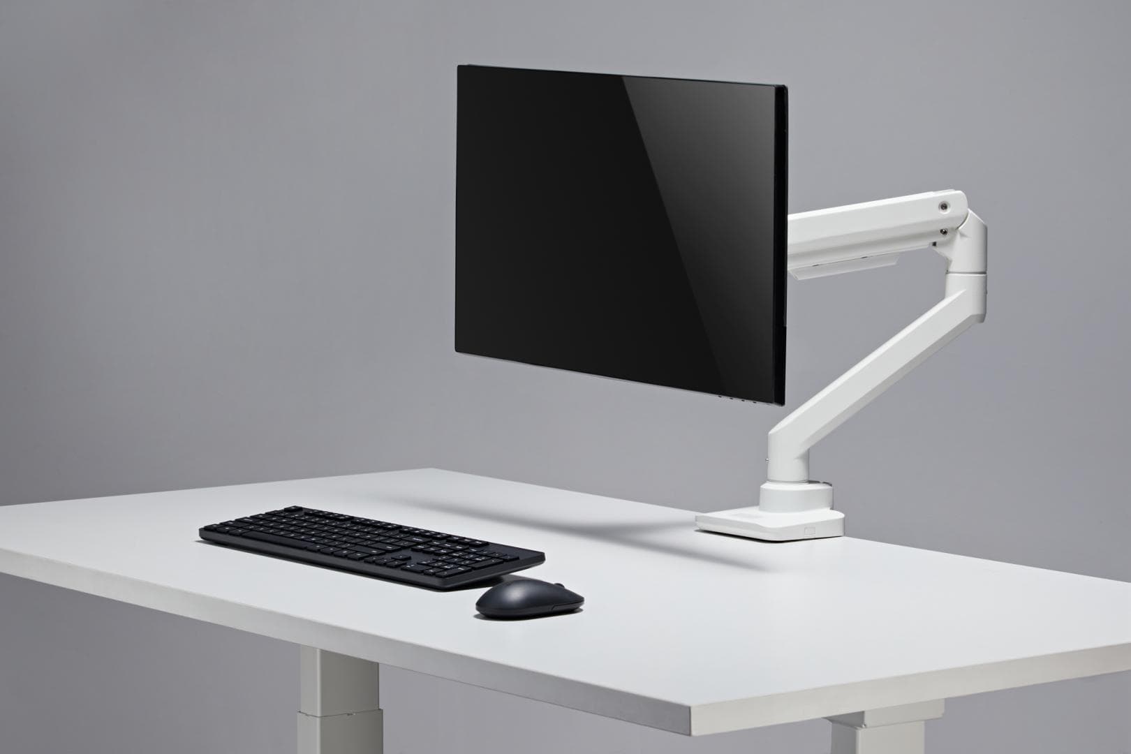 Suport monitor Serioux MM69-C012, compatibilitate  dimensiune ecran 17"-49", arc cu gaz, greutate maximă suportata: (per ecran): 2~20 kg, VESA: 75x75, 100x100, inclinare: +50°~-20°, pivotare: +90°~-90°, rotația ecranului: +180°~-180°, instalare: clemă, grommet,alb