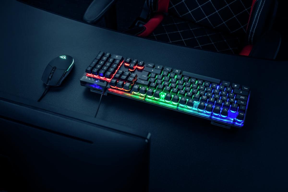 Kit Tastatura + Mouse Trust GXT 838 Azor Gaming Combo, negru