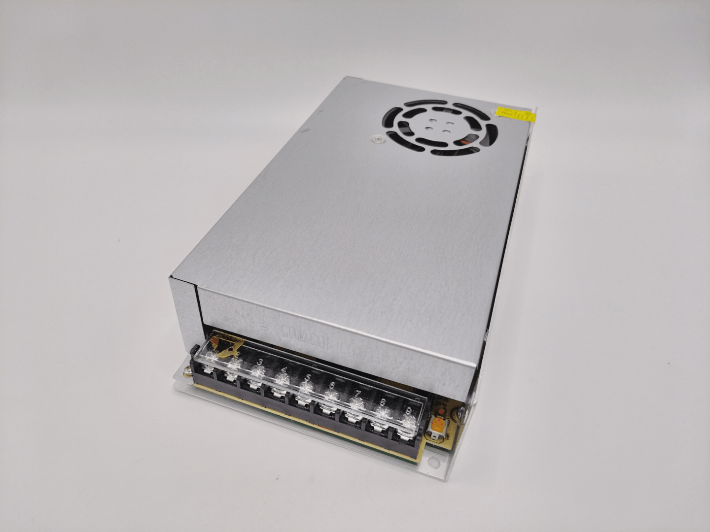SURSA ALIMENTARE 240W 12V CARCASA METAL CU VENTILATOR