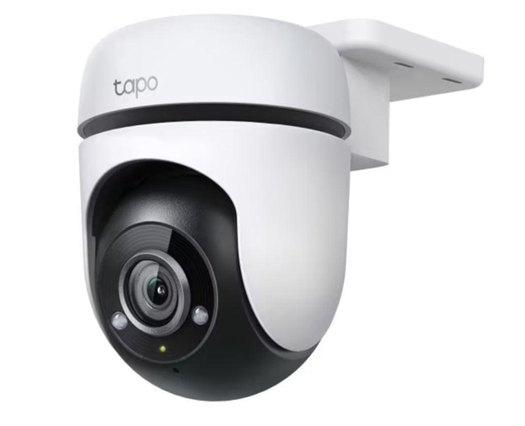 Camera Supraveghere WIFI Tp-link, wireless Tapo C500, Senzor 1/3", , REZOLUTIE: 1080p Full HD(1920 x 1080 px), IR 30M, standarde si protocoale: IEEE 802.11b/g/n, 2.4 GHz, raza vizuala 360° pe orizontală și 130° pe vertical, Compresie video: H.264, Frame Rate: 15 fps, Microfon și difuzor incorporate.
