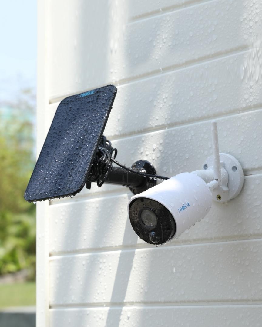 Camera de supraveghere Reolink Argus Eco cu panou solar; B320 Senzor: 1/2.7" CMOS Rezolutie video: 3 Megapixeli (2304 x 1296 pixeli) Cadre/secunda: 15 FPS Lentila fixa: 4mm Distanta iluminator IR: 10 m Numar LED-uri IR: 6 Compresie video: H.264 Detectia miscarii Standard Wireless: IEEE 802.11a/b/g/n