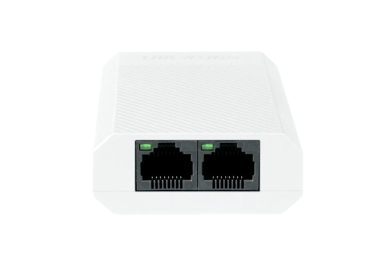 Repetor PoE Hikvision DS-3E0103DP-E/R: 1 × 10/100 Mbps PoE IN port si 2 × 10/100 Mbps PoE OUT port, 3 porturi PoE maxim 30W, buget PoE 30W, dimensiuni: 79.0 mm × 22.0 mm × 53.0 mm, greutate: 0.046 kg, montare pe birou.