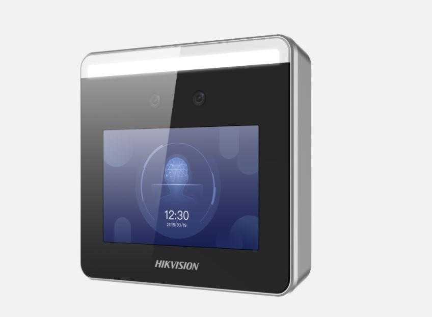 Terminal access control cu face recognition Hikvision DS-K1T331W, alerta de purtare a mastilor de protectie pe fata, capacitate pana la maxim 1000 de imagini faciale, 1500 carduri( cu conectare a unui cititor de card extern), 150000 evenimente, configurare via web client, TCP/IP, Wi-Fi , suporta