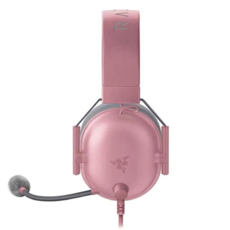 Casti Razer Blackshark V2 X cu fir XBOX Licensed, frecventa 12 Hz – 28 kHz,sensibilitate 100 dB, izolare fonica pasiva, frecventa de raspuns microfon: 100 Hz – 10 kHz, interfata jack 3.5 mm, roz